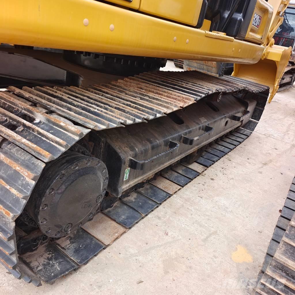 CAT 320 GC Vikšriniai ekskavatoriai