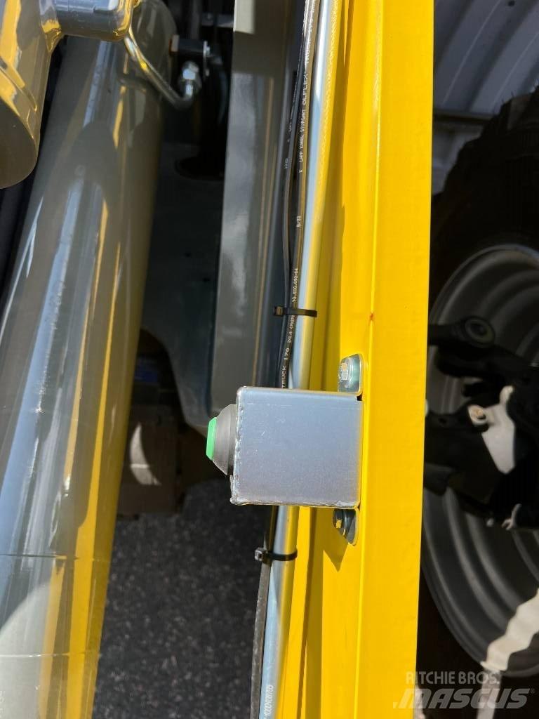 Kramer 8105 Naudoti ratiniai krautuvai