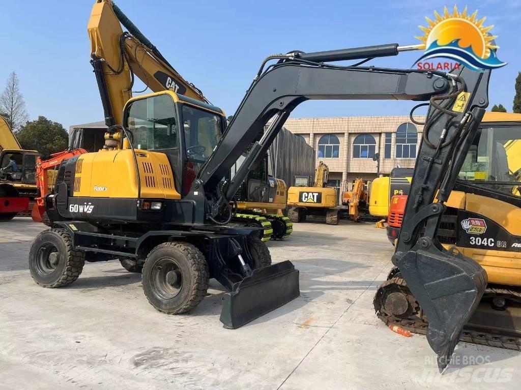 Hyundai R60W vs Mini ekskavatoriai < 7 t