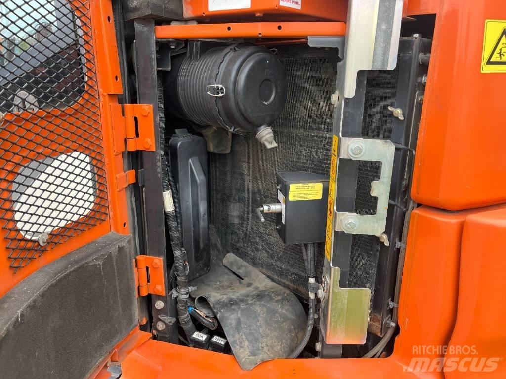 Hitachi ZX85USB-5A Vidutinės galios ekskavatoriai 7-12 t