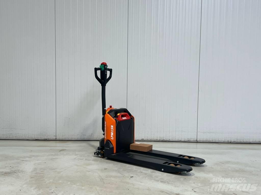 Doosan LPM15N-7 Mažų aukščių keltuvai