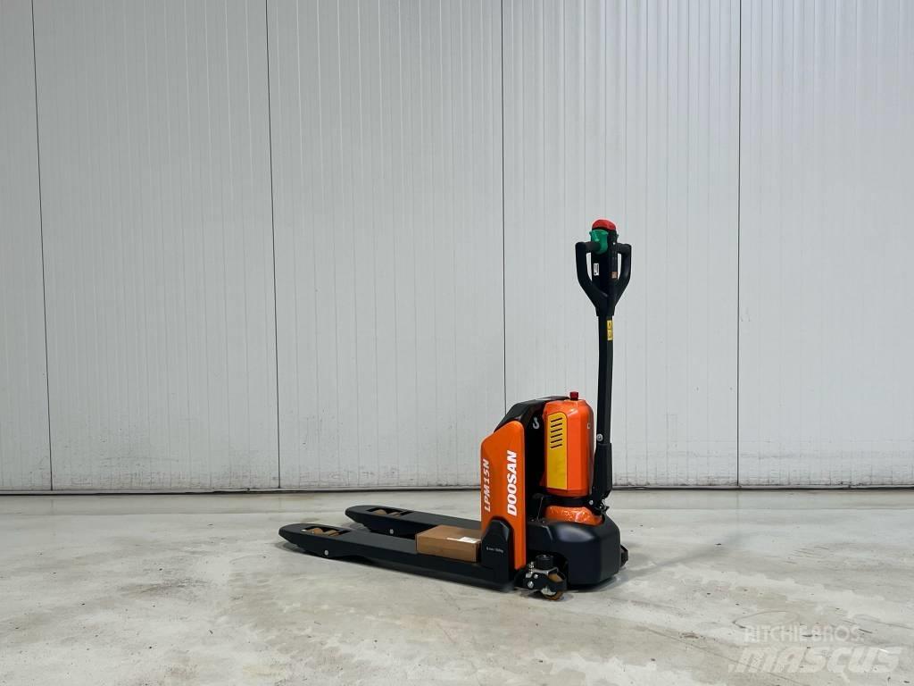 Doosan LPM15N-7 Mažų aukščių keltuvai