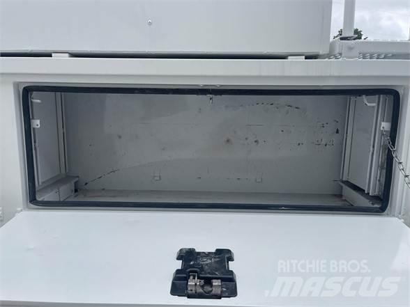 Altec AA55E Ant vilkikų montuojamos kėlimo platformos