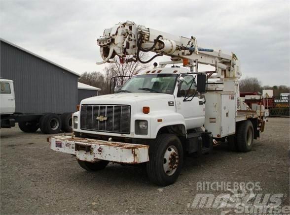 Altec D947BB Ant vilkikų montuojamos kėlimo platformos