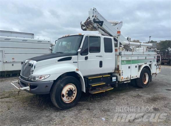 Altec TA40 Ant vilkikų montuojamos kėlimo platformos