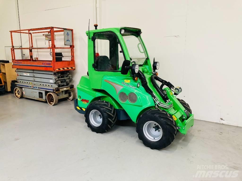 Avant 635 Mini krautuvai