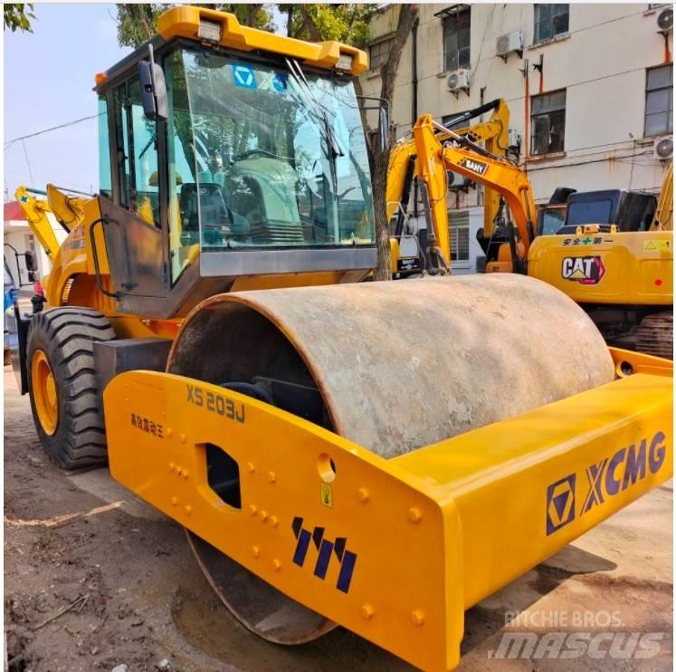 XCMG XS 203 J Vieno būgno volai