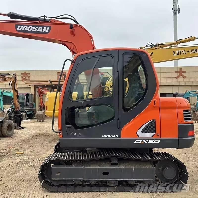 Doosan DX 80 Vidutinės galios ekskavatoriai 7-12 t