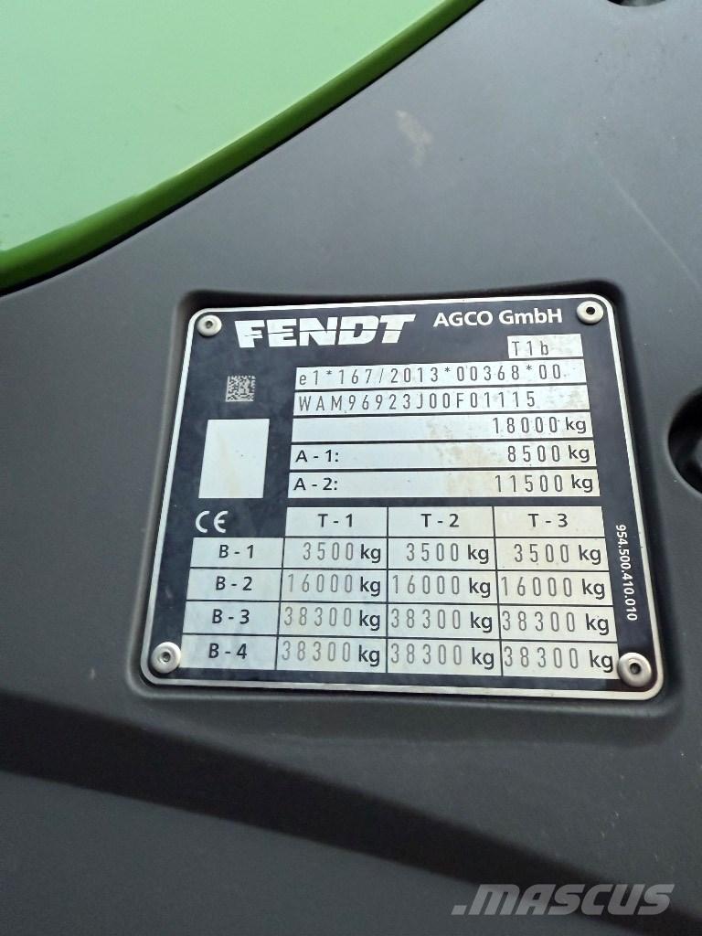 Fendt 933 Vario Traktoriai