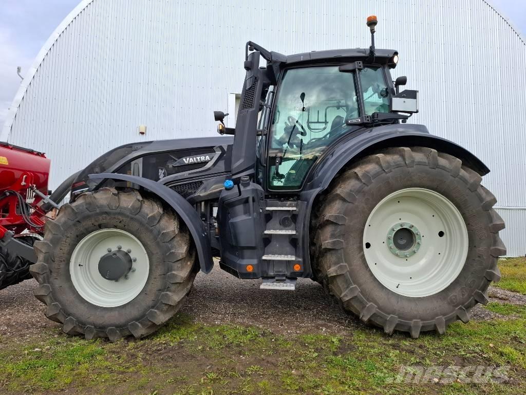 Valtra Q 305 Traktoriai