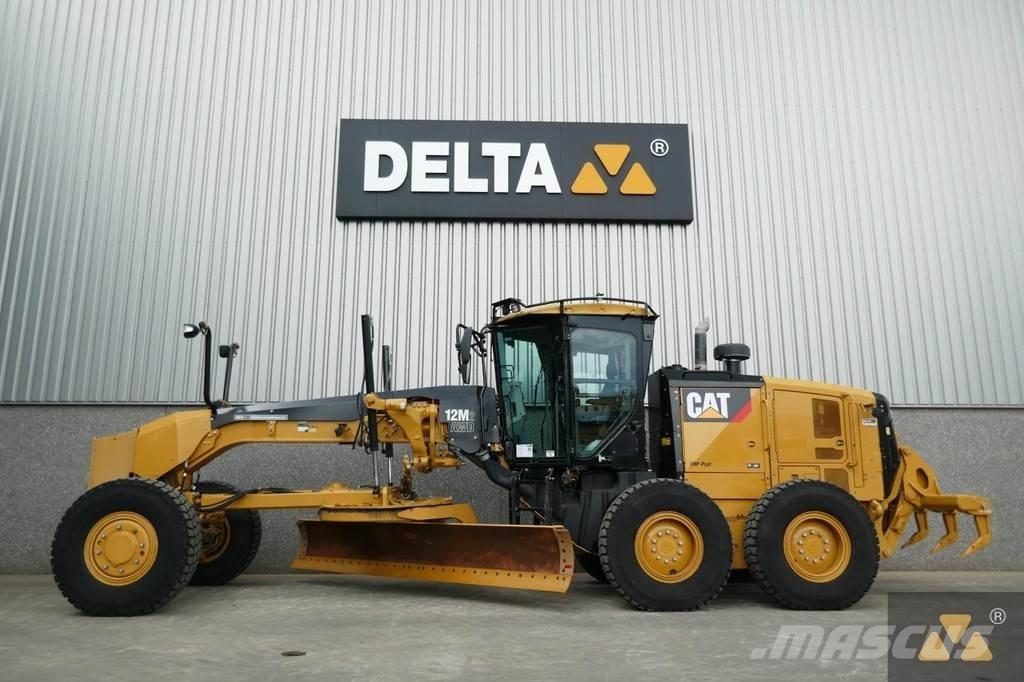CAT 12M2 AWD Greideriai