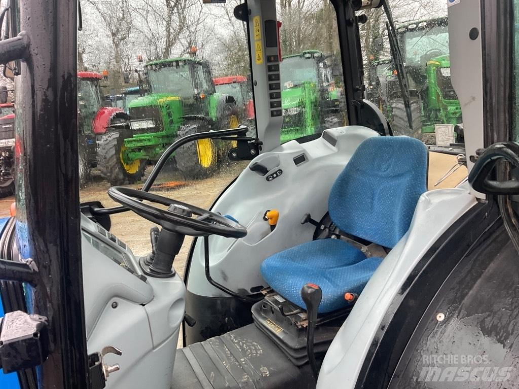 New Holland T 4.85 Traktoriai