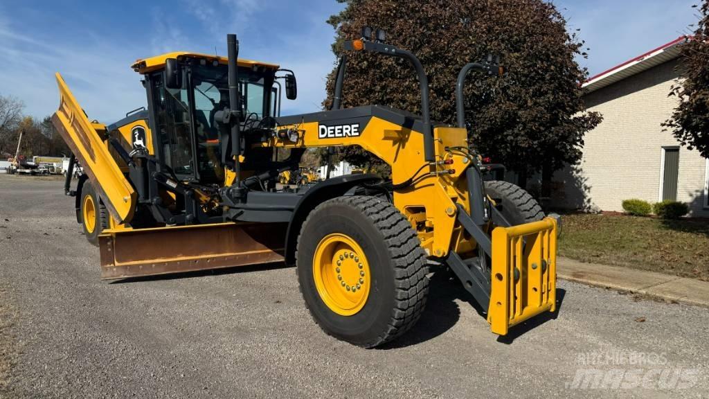 John Deere 872 GP Greideriai