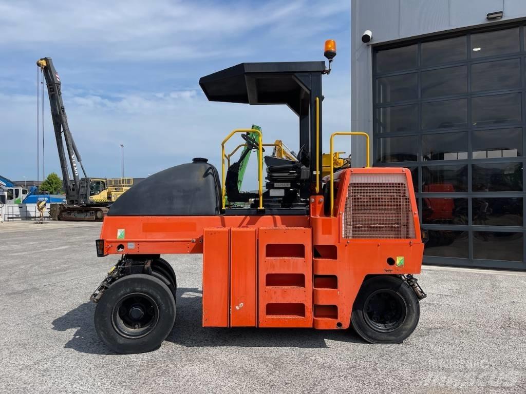 Dynapac CP 142 Pneumo volai