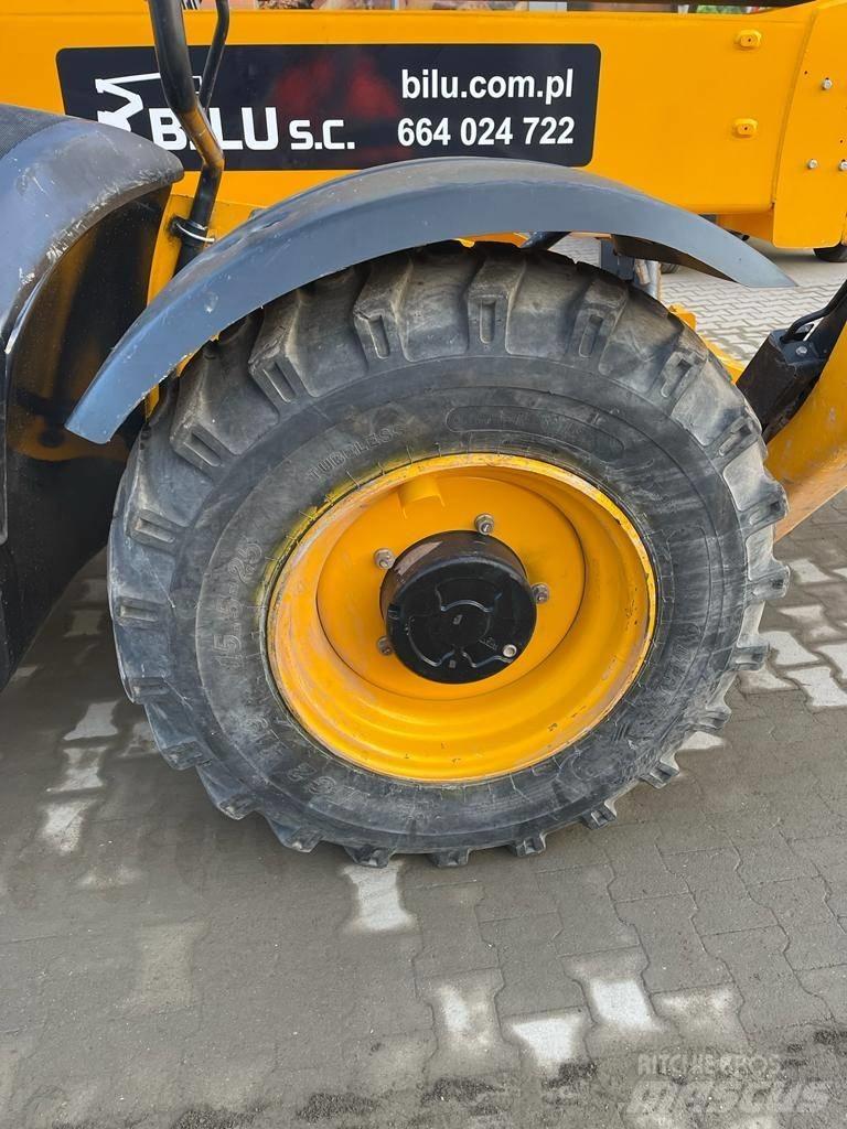 JCB 540-140 Teleskopiniai krautuvai