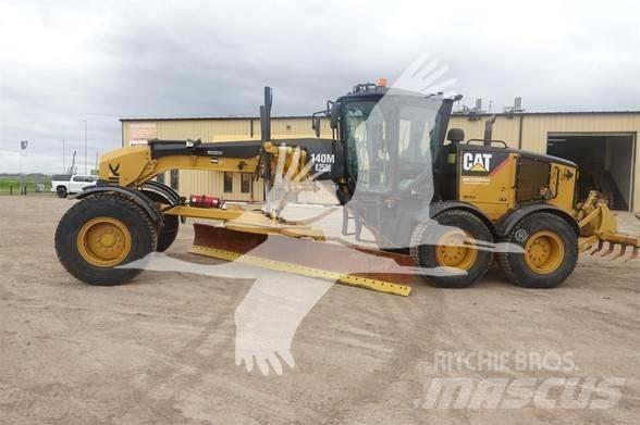 CAT 140M Greideriai