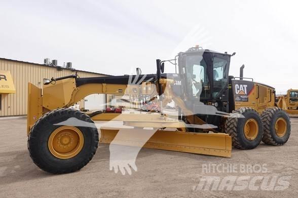CAT 14M Greideriai