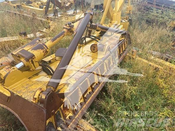 CAT 3852628 Peiliai