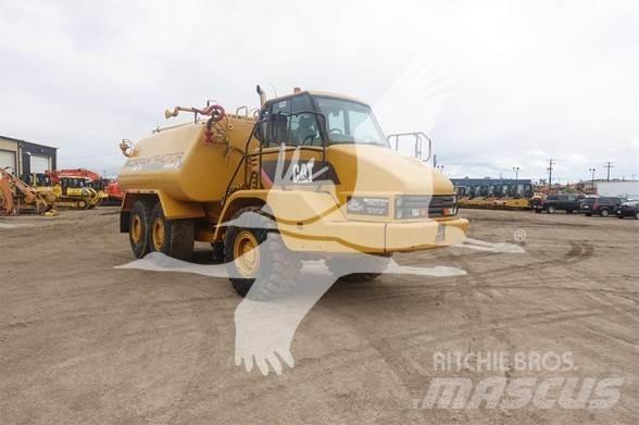 CAT 730 Vandens sunkvežimiai