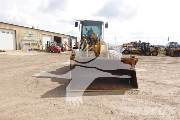CAT 928H Naudoti ratiniai krautuvai