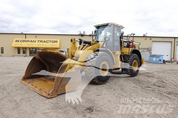 CAT 966M XE Naudoti ratiniai krautuvai
