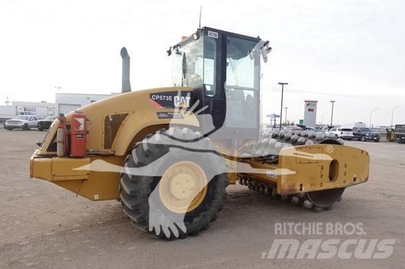 CAT CP-573E Vieno būgno volai