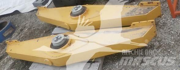 John Deere  Statyba - Kita