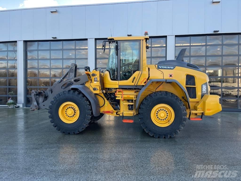 Volvo L 90 H Naudoti ratiniai krautuvai