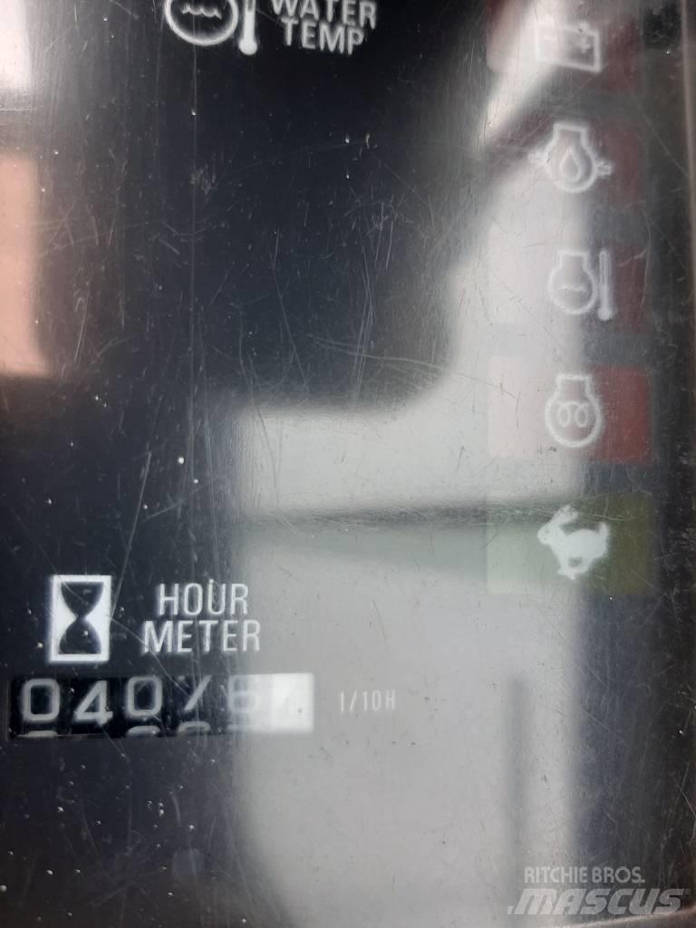 Takeuchi TB016 Mini ekskavatoriai < 7 t