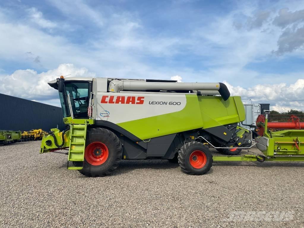 CLAAS LEXION 600 Derliaus nuėmimo kombainai