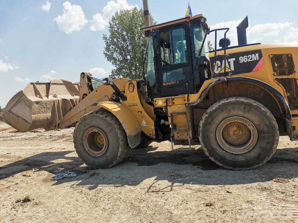 CAT 962 M Naudoti ratiniai krautuvai