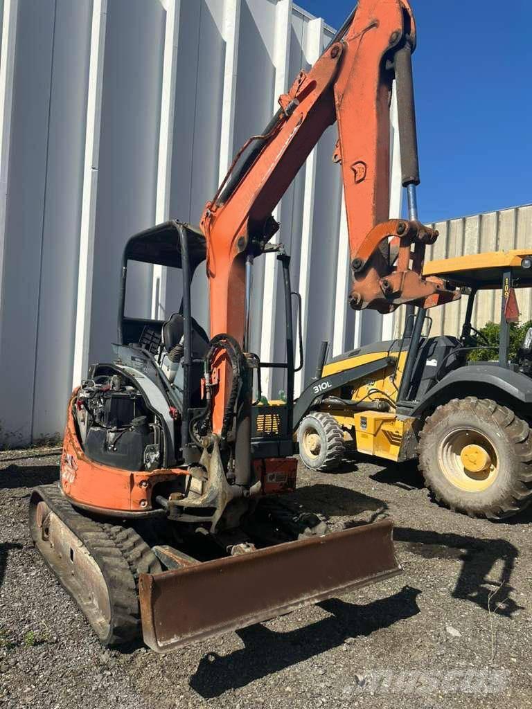 Hitachi ZX 27 U Mini ekskavatoriai < 7 t