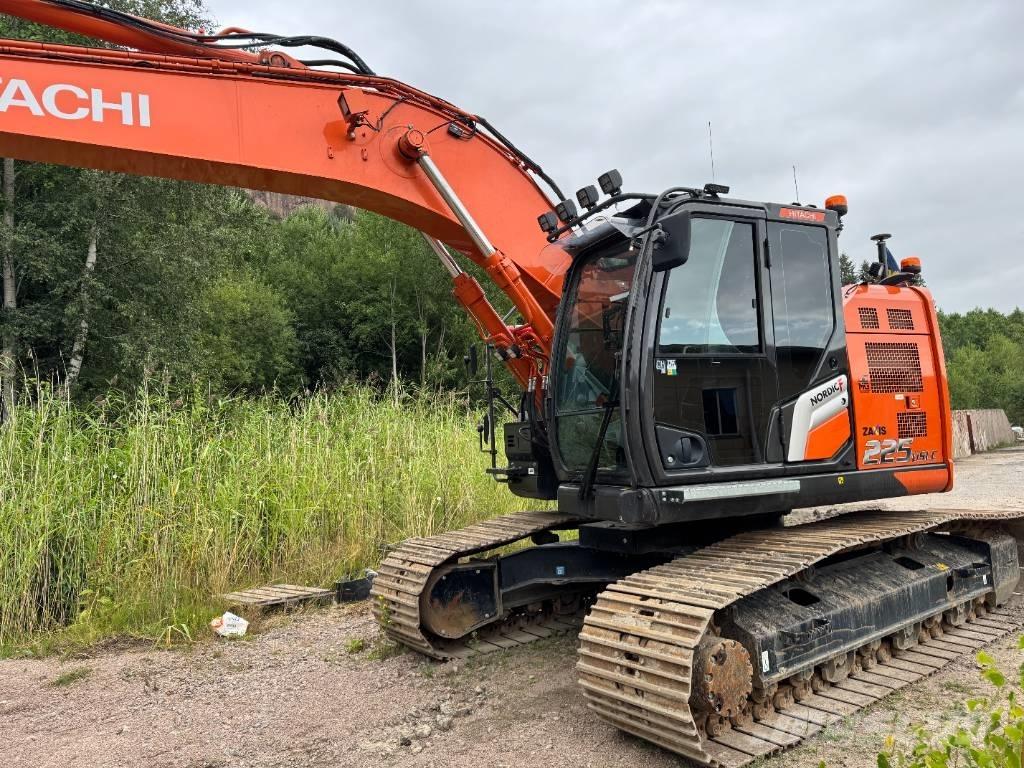 Hitachi ZX 225USLC-7 Vikšriniai ekskavatoriai