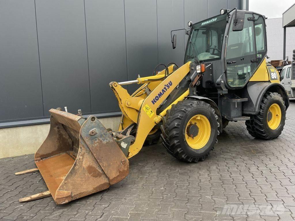 Komatsu WA80-6 Naudoti ratiniai krautuvai