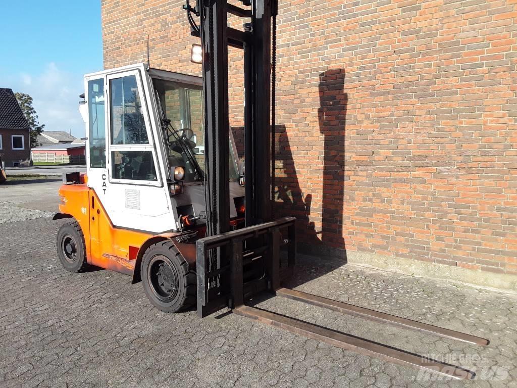 Dantruck 3508 Dyzeliniai krautuvai