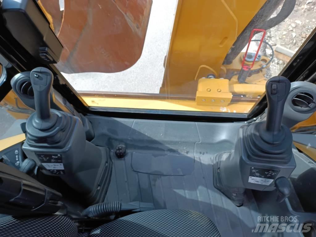 CAT 432 Ekskavatoriniai krautuvai
