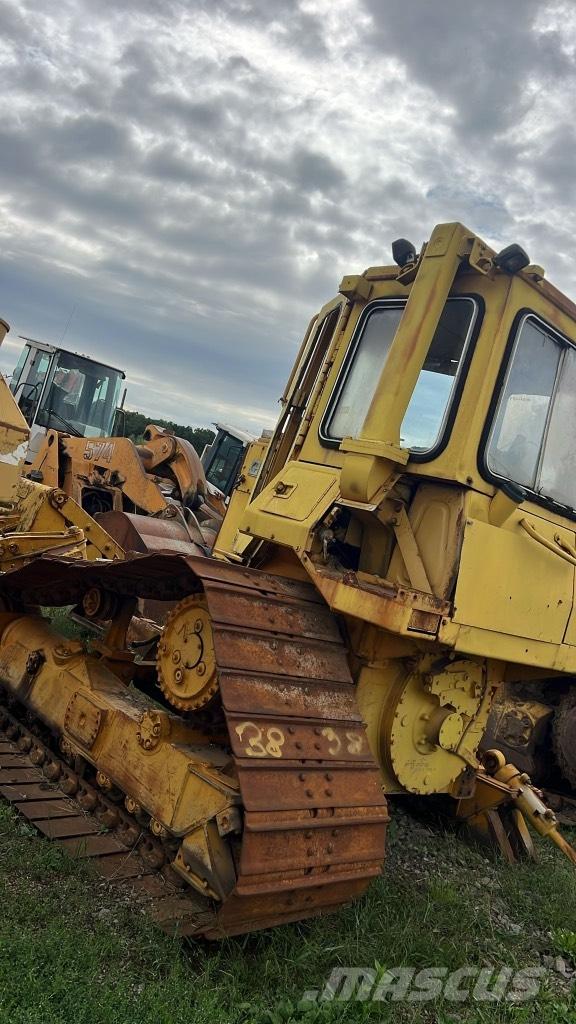 CAT D 4 H Vikšrai, grandinės ir važiuoklės