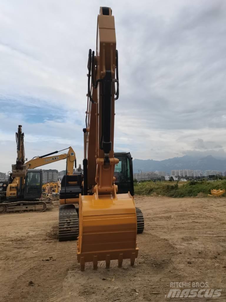CAT 320 D Vikšriniai ekskavatoriai