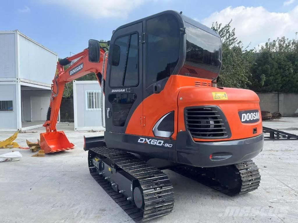 Doosan DX 60-9 C Vikšriniai ekskavatoriai