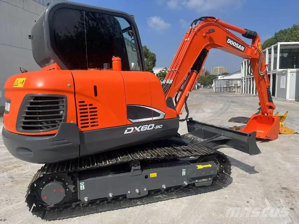 Doosan DX 60-9 C Vikšriniai ekskavatoriai