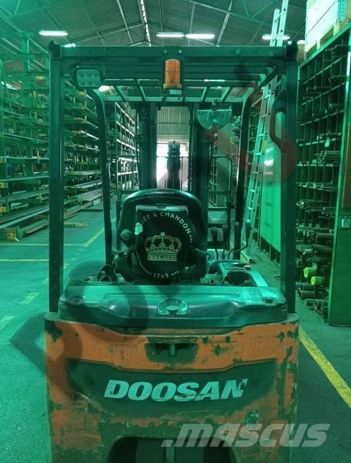 Doosan B 18 T-7 Elektriniai šakiniai krautuvai