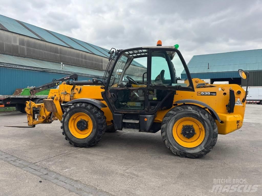 JCB 535-140 Teleskopiniai krautuvai
