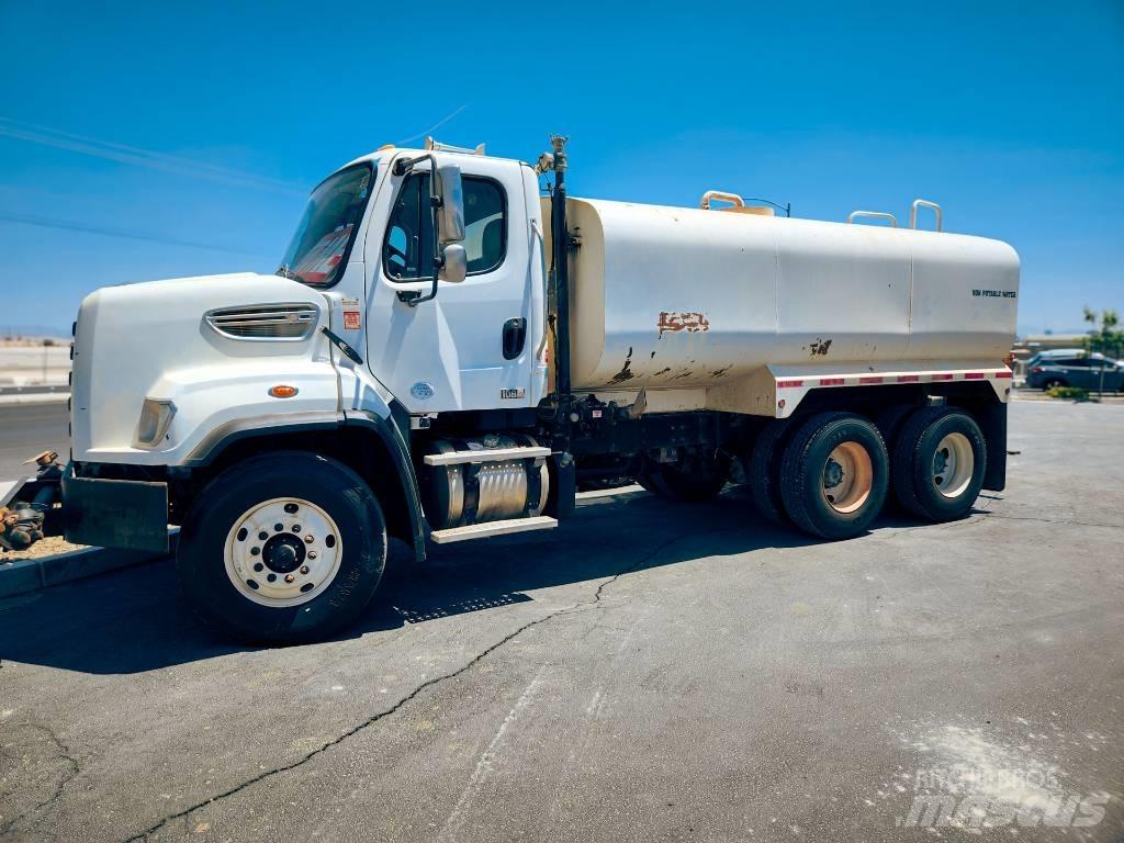 Freightliner 108 SD Vandens sunkvežimiai