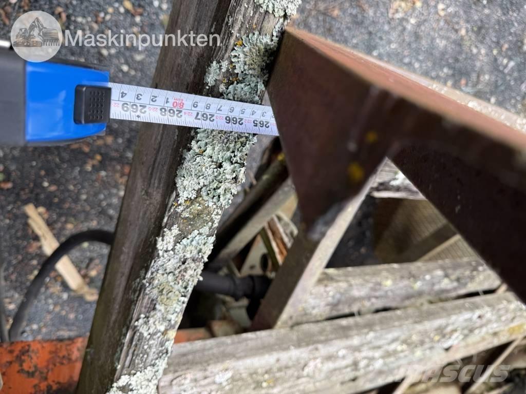  Traktorvagn med kran Kitos priekabos