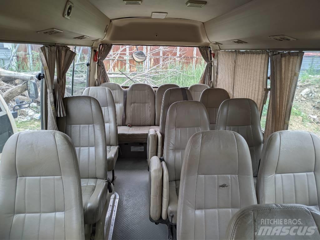 Toyota Coaster Tarpmiestiniai autobusai