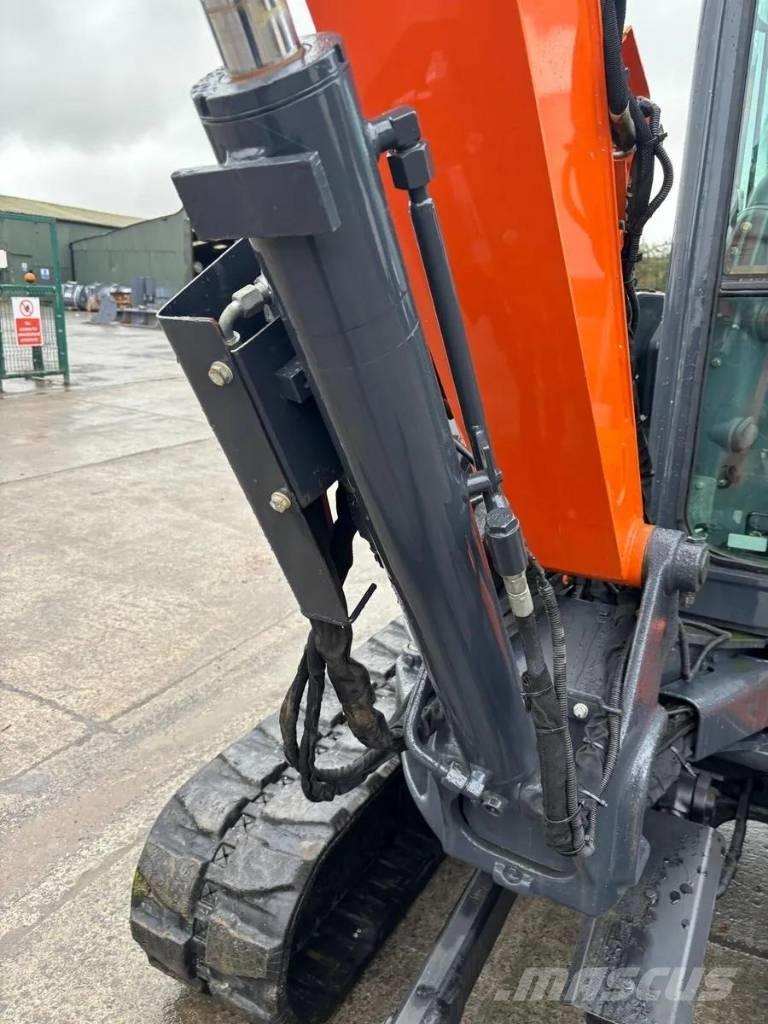 Hitachi ZX55U -6 CLR Mini ekskavatoriai < 7 t