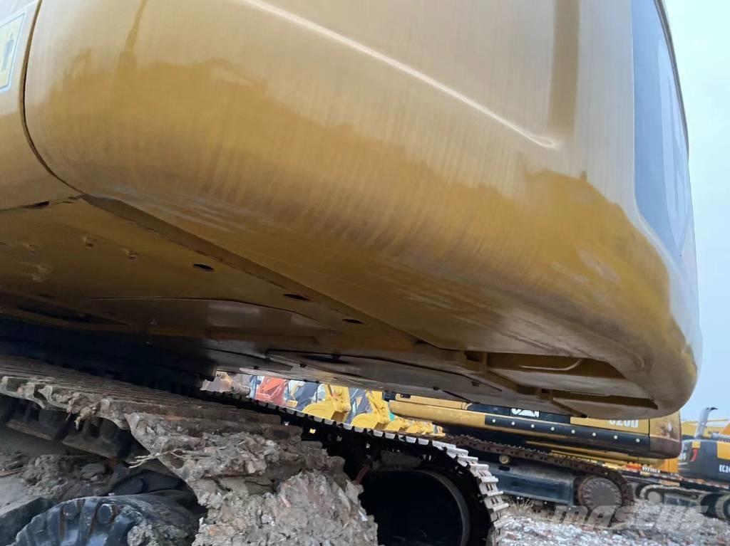 CAT 320 D Vikšriniai ekskavatoriai