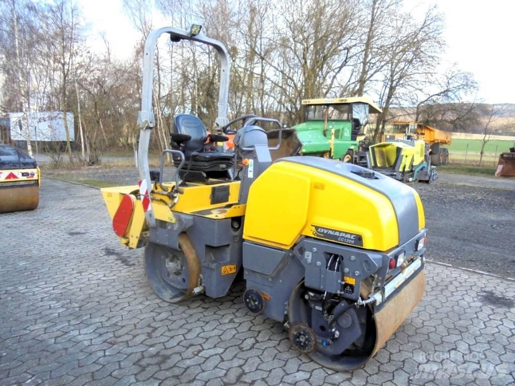 Dynapac CC 1200 Porinių būgnų volai