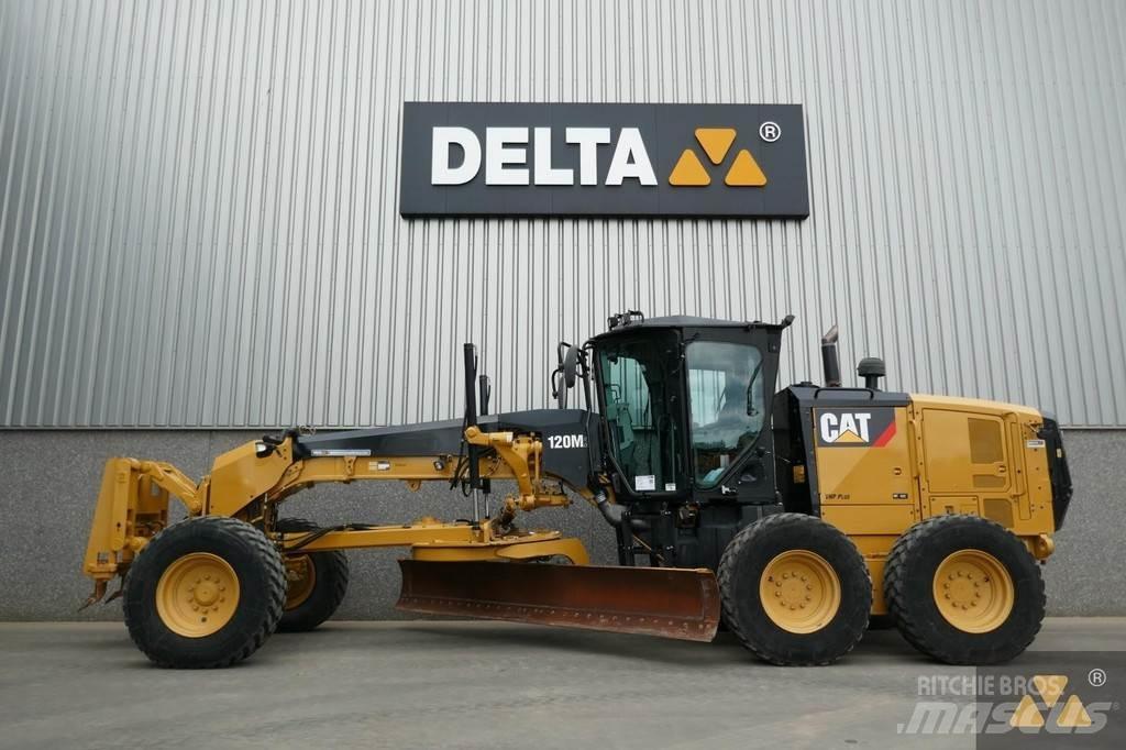 CAT 120M2 Greideriai