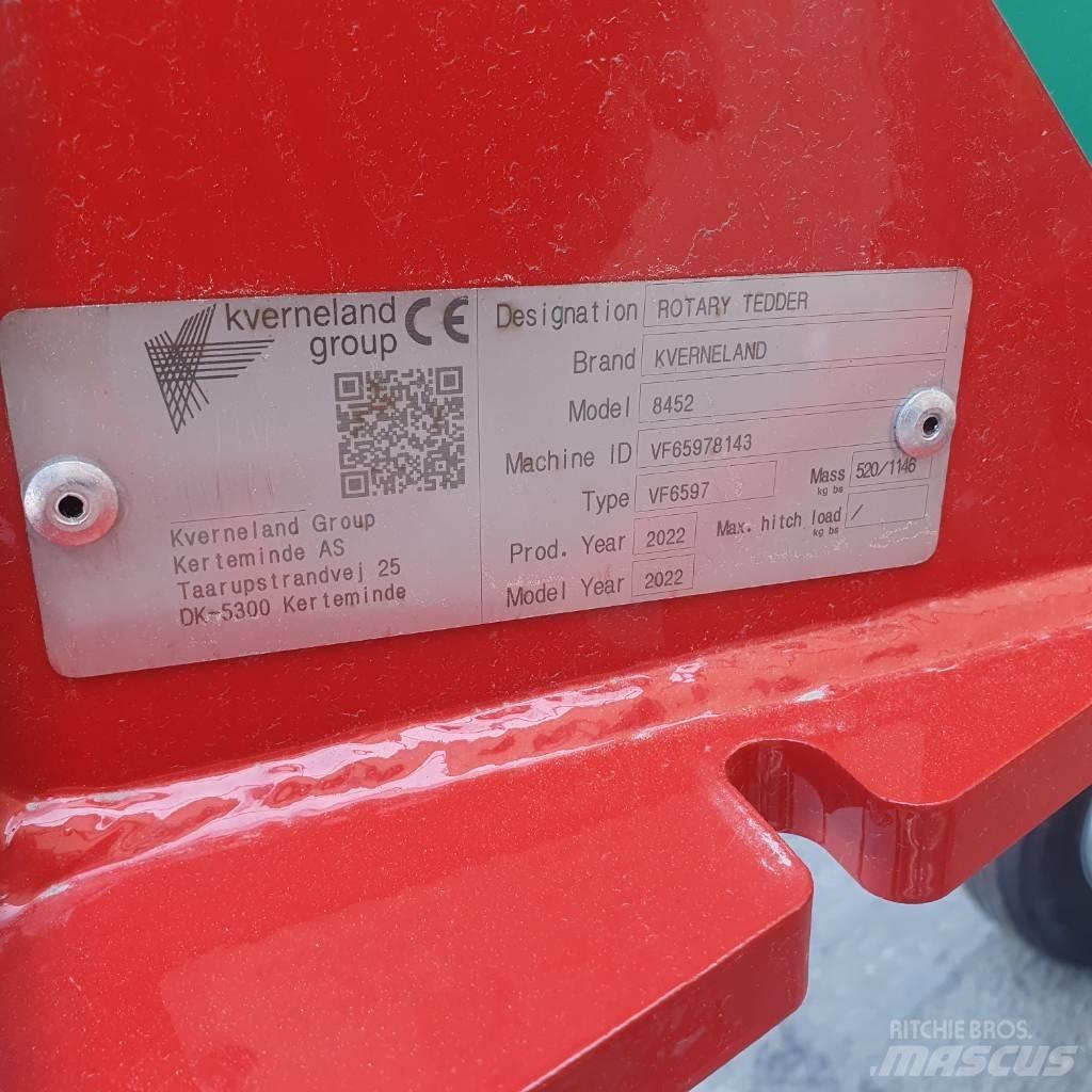 Kverneland 8452 Šieno grėbliai ir vartytuvai